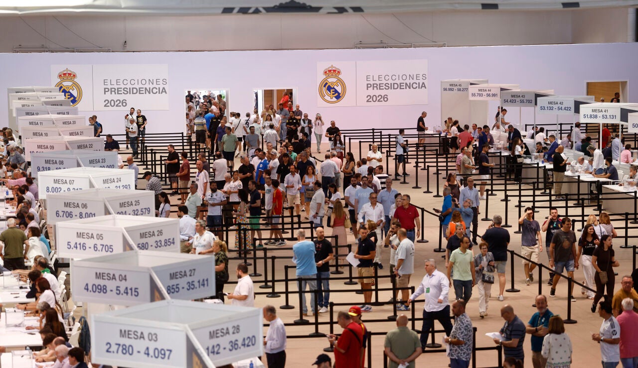 Imagen de las votaciones este domingo en la Ciudad Real Madrid
