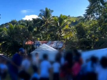 Ni&ntilde;os colegio terremoto