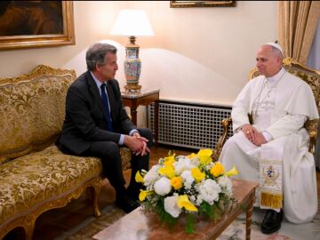 Alberto N&uacute;&ntilde;ez Feij&oacute;o con el papa