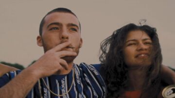 Homenaje a Angus Cloud en Euphoria: Fez y Rue (Zendaya) en la temporada 3