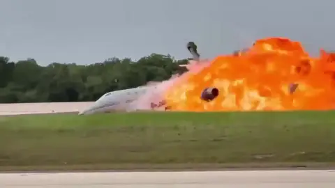 Dos muertos al estrellarse un avión estadounidense en República Dominicana Dos muertos al estrellarse un avión estadounidense en República Dominicana