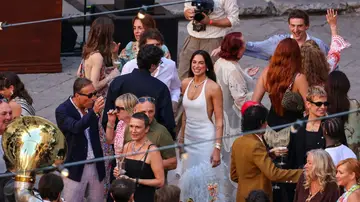 Dua Lipa y Callum Turner en su boda en Sicilia Dua Lipa y Callum Turner en su boda en Sicilia