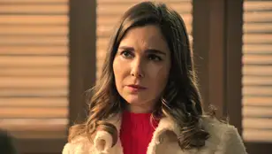 Begoña amenaza a Gabriel con denunciar su infidelidad con María si decide marcharse a París