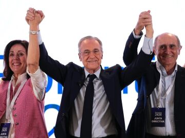 Florentino P&eacute;rez celebra su victoria en las elecciones