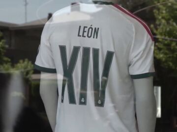 El Real Madrid pone a la venta la camiseta de Le&oacute;n XIV: &iquest;a qu&eacute; precio y cu&aacute;nto vale la equipaci&oacute;n completa?