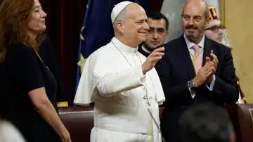 Imagen del papa León XIV, ovacionado tras el esperado e histórico discurso en el Congreso Imagen del papa León XIV, ovacionado tras el esperado e histórico discurso en el Congreso
