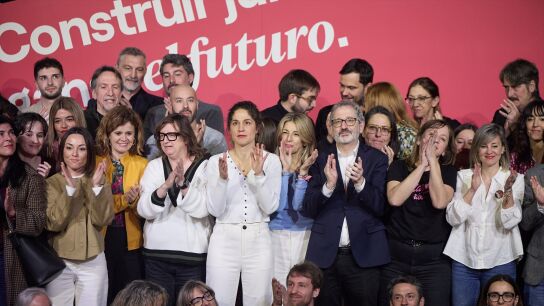 Foto de familia durante la clausura de la Asamblea Estatal de Sumar