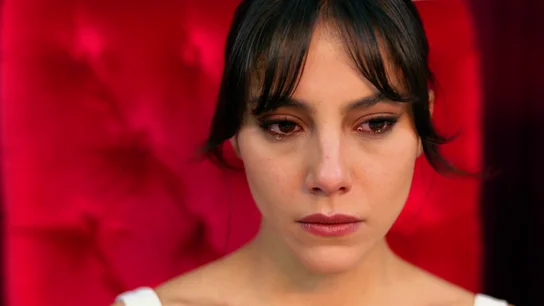 Zerrin se casa con Demir pensando en Kaya: el sacrificio que cambia su vida para siempre Zerrin se casa con Demir pensando en Kaya: el sacrificio que cambia su vida para siempre