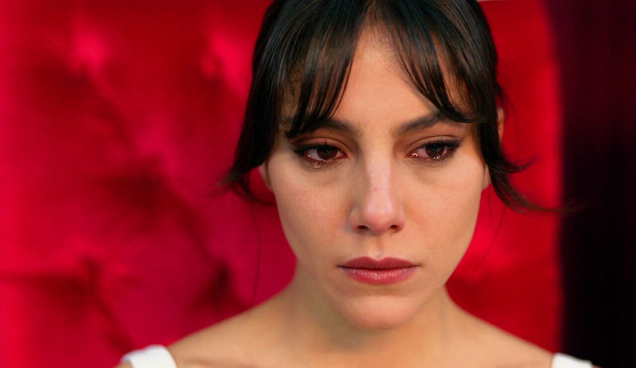 Zerrin se casa con Demir pensando en Kaya: el sacrificio que cambia su vida para siempre