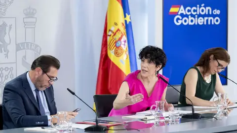 Rueda de prensa Congreso, Elma Saiz Rueda de prensa Congreso, Elma Saiz
