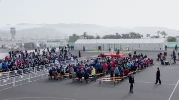 El Papa en el centro 'Las Raíces' El Papa en el centro 'Las Raíces'