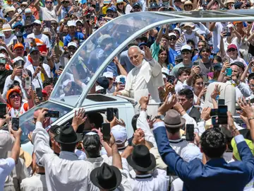 El Papa se despide de Tenerife. El Papa se despide de Tenerife.