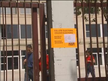 Catalu&ntilde;a vota en refer&eacute;ndum su nuevo Estatuto de autonom&iacute;a