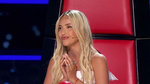 Ana Mena en La Voz Kids
