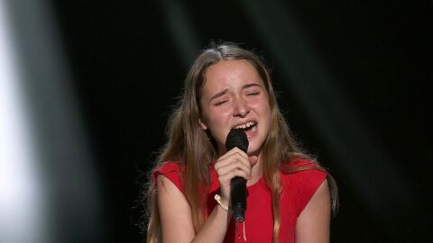 Sara en La Voz Kids