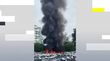 Al menos seis muertos tras una colisión entre dos helicópteros en pleno vuelo Al menos seis muertos tras una colisión entre dos helicópteros en pleno vuelo