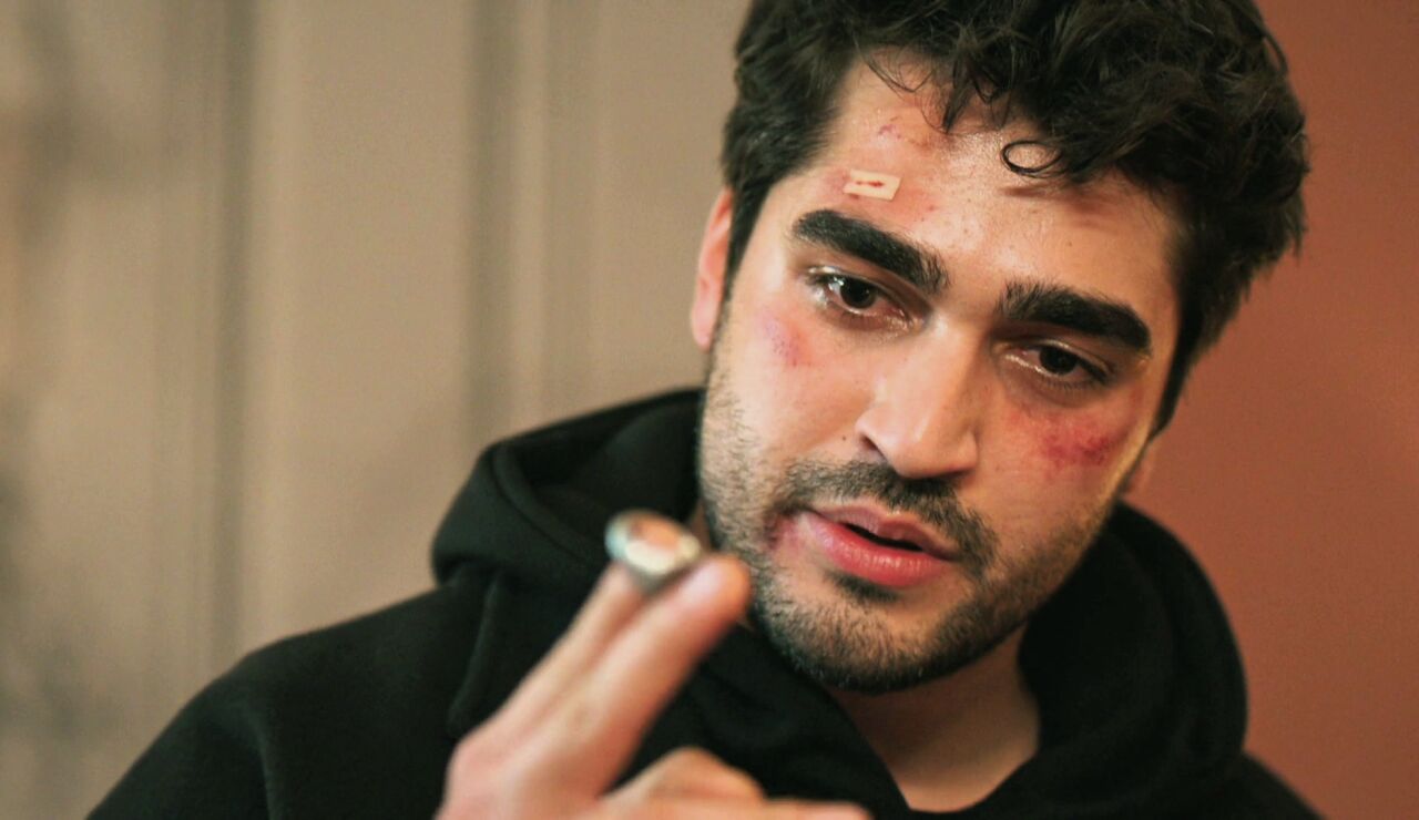 Ferit le devuelve el anillo a Halis y marca distancias con su abuelo: "Sigue tu camino y yo el m&iacute;o"