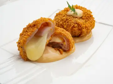Receta de fritos de cebolla y bacon, de Joseba Arguiñano Receta de fritos de cebolla y bacon, de Joseba Arguiñano