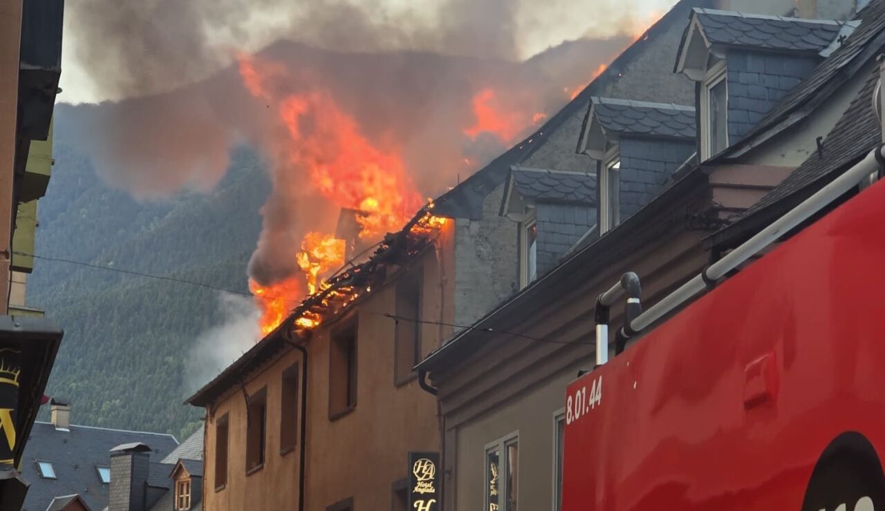 Incendio donde ha muerto una persona este lunes por la ma&ntilde;ana en Vielha
