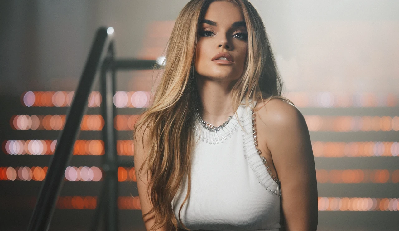 Melody se estrena en La Voz Kids como asesora de Luis Fonsi: De estrella infantil a apoyar jóvenes estrellas