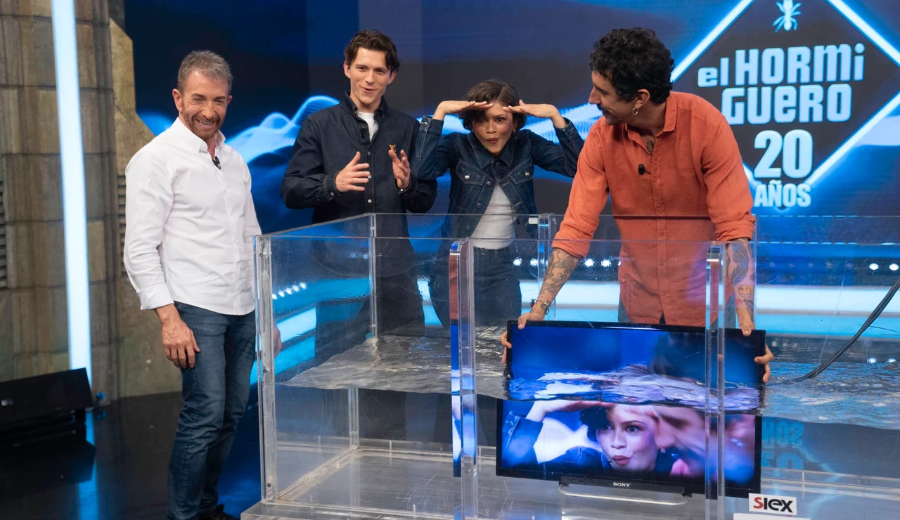 ¡Líquido mágico! Marron deja boquiabiertos a Tom Holland y Zendaya en El Hormiguero