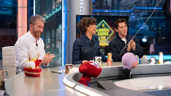 Trancas y Barrancas ponen a prueba la velocidad de reacción de Tom Holland y Zendaya Trancas y Barrancas ponen a prueba la velocidad de reacción de Tom Holland y Zendaya