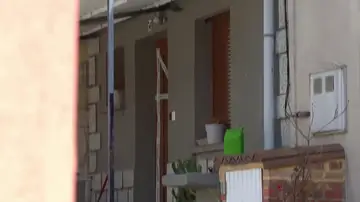 Muere un hombre en Cambados tras recibir un disparo de un policía en una operación contra el narcotráfico Muere un hombre en Cambados tras recibir un disparo de un policía en una operación contra el narcotráfico