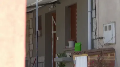 Muere un hombre en Cambados tras recibir un disparo de un policía en una operación contra el narcotráfico Muere un hombre en Cambados tras recibir un disparo de un policía en una operación contra el narcotráfico