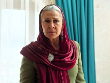 El golpe m&aacute;s bajo de Sadakat a Cihan para frenar a Nare: "&iquest;T&uacute; dejaste que Alya se divorciara?"