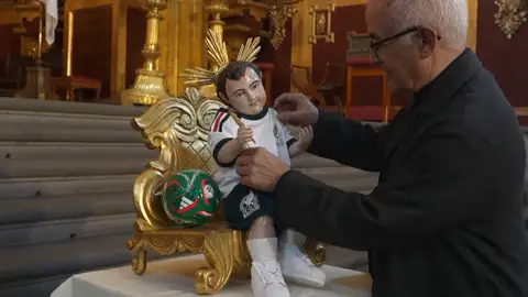 El Niño Jesús con la camiseta de México El Niño Jesús con la camiseta de México