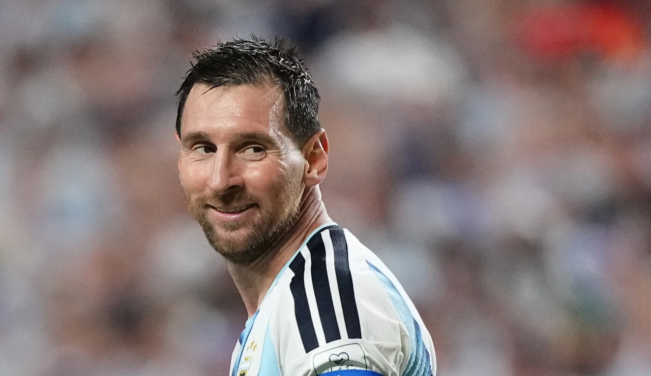 Leo Messi en el partido del Mundial contra Argelia