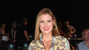 Mar&iacute;a Jes&uacute;s Ruiz posando para la prensa