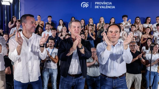 Feijóo carga contra Sánchez: "Impedir la moción para pedir elecciones es la degradación máxima del sanchismo" Feijóo carga contra Sánchez: "Impedir la moción para pedir elecciones es la degradación máxima del sanchismo"