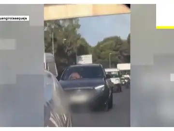 VÍDEO: Un hombre mantiene relaciones sexuales mientras conduce por una carretera en Marbella VÍDEO: Un hombre mantiene relaciones sexuales mientras conduce por una carretera en Marbella