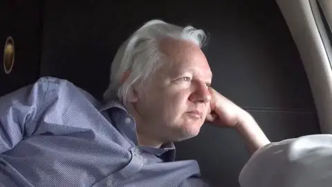 Julian Assange Julian Assange