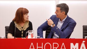 Cristina Narbona y Pedro S&aacute;nchez.