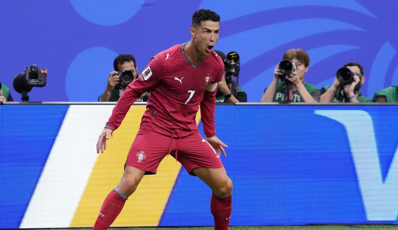 Cr&oacute;nica del Portugal - Uzbekist&aacute;n: 5-0