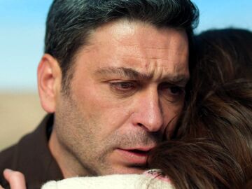 Esta noche en En tierra lejana: Cihan Deniz desaparece y Alya teme que Ecmel se lo haya llevado