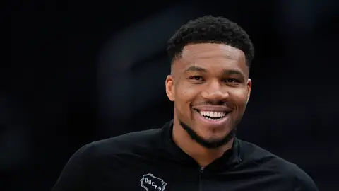 Giannis Antetokounmpo en los Bucks Giannis Antetokounmpo en los Bucks