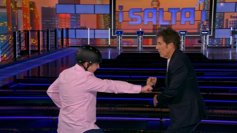 El grito de k&aacute;rate de Alberto al llegar al final del puente de &iexcl;Salta!: &ldquo;Como para que no se lleve el premio&rdquo;