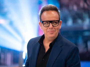 Del optimismo al desastre: &Agrave;ngel Ll&agrave;cer sucumbe al reto de no parpadear de El Hormiguero