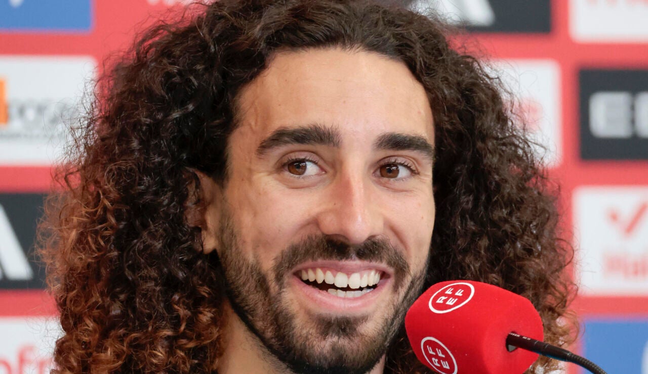 Marc Cucurella en rueda de prensa