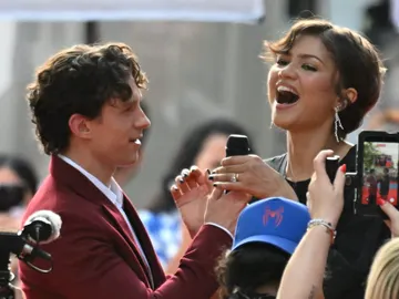 Tom Holland y Zendaya en la premiere de París de SpiderMan: Brand New Day Tom Holland y Zendaya en la premiere de París de SpiderMan: Brand New Day
