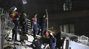 El Servicio Geol&oacute;gico de EEUU estima en miles los muertos por el doble terremoto en Venezuela