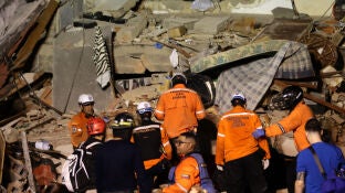 Labores de rescate tras los terremotos de Venezuela