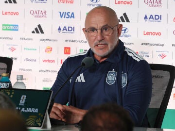 Luis de la Fuente en rueda de prensa