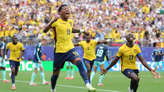 Gonzalo Plata de Ecuador celebra su gol a Alemania Gonzalo Plata de Ecuador celebra su gol a Alemania
