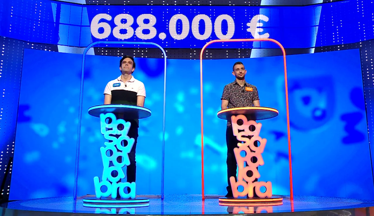 Primer balance de Javier y David en AlaZ: igualdad total en la nueva prueba final de Pasapalabra