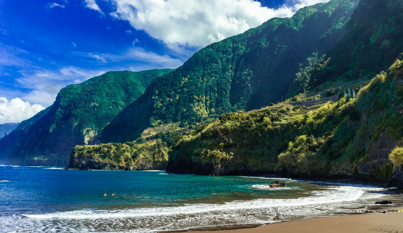 Playa de Seixal, en Madeira