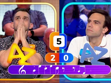 “Qué sexual todo”: Máximo Huerta flipa con la ‘Marcha imperial’ de David y el suspiro de Javier en La Pista “Qué sexual todo”: Máximo Huerta flipa con la ‘Marcha imperial’ de David y el suspiro de Javier en La Pista
